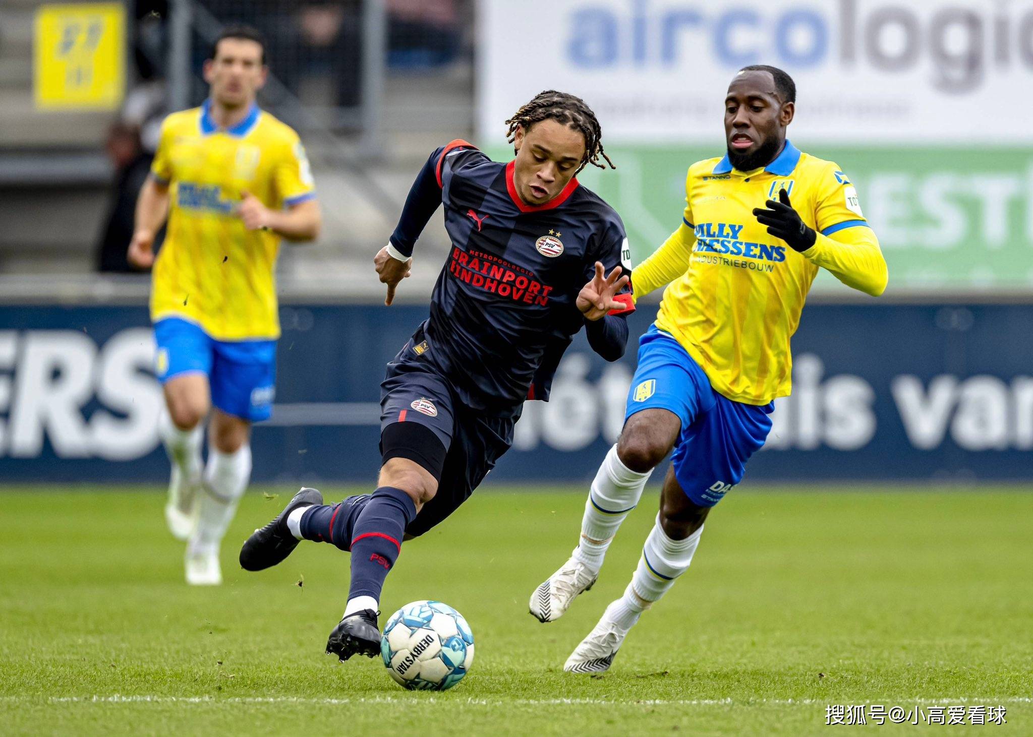 关于阿贾克斯训练开放日；转会期门线救险引欢呼；足总杯在即；轮换策略成焦点的信息-英雄联盟赔率官网