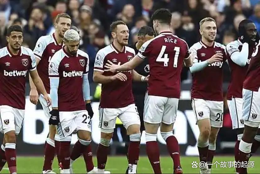 清晨中超焦点战；曼联止住颓势；压力陡增；球队文化再被提及的简单介绍